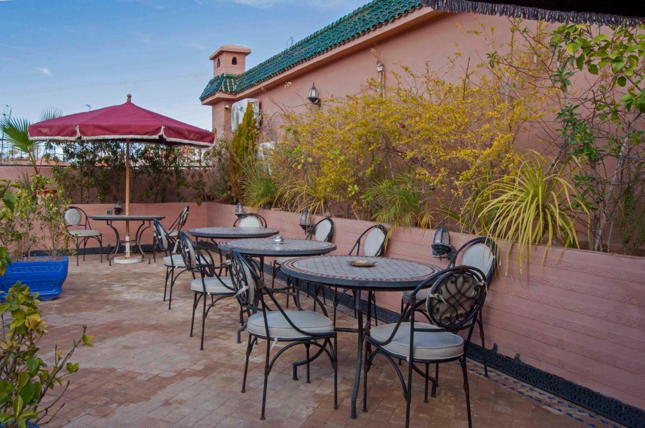 Riad Merzouga Marrakesh Exterior photo Roof terrace